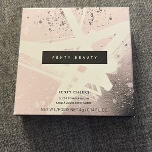 FENTY BEAUTY Fenty Cheeks Suede Powder Blush in petal poppin